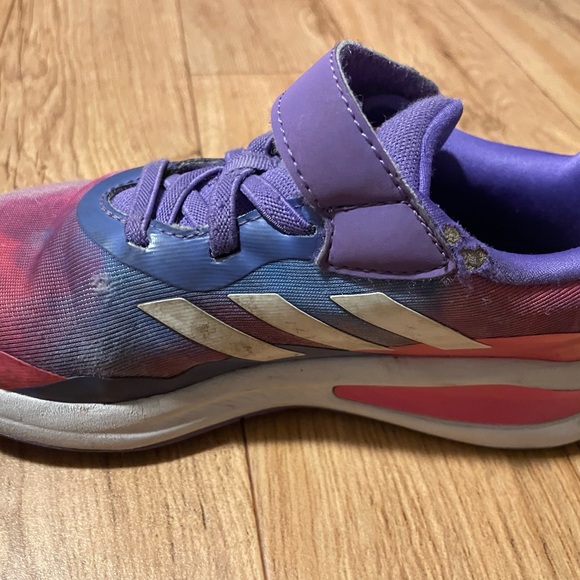 Adidas youth size 1 unicorn colored sneakers - Picture 5 of 8